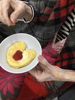 食べると　ホッとする