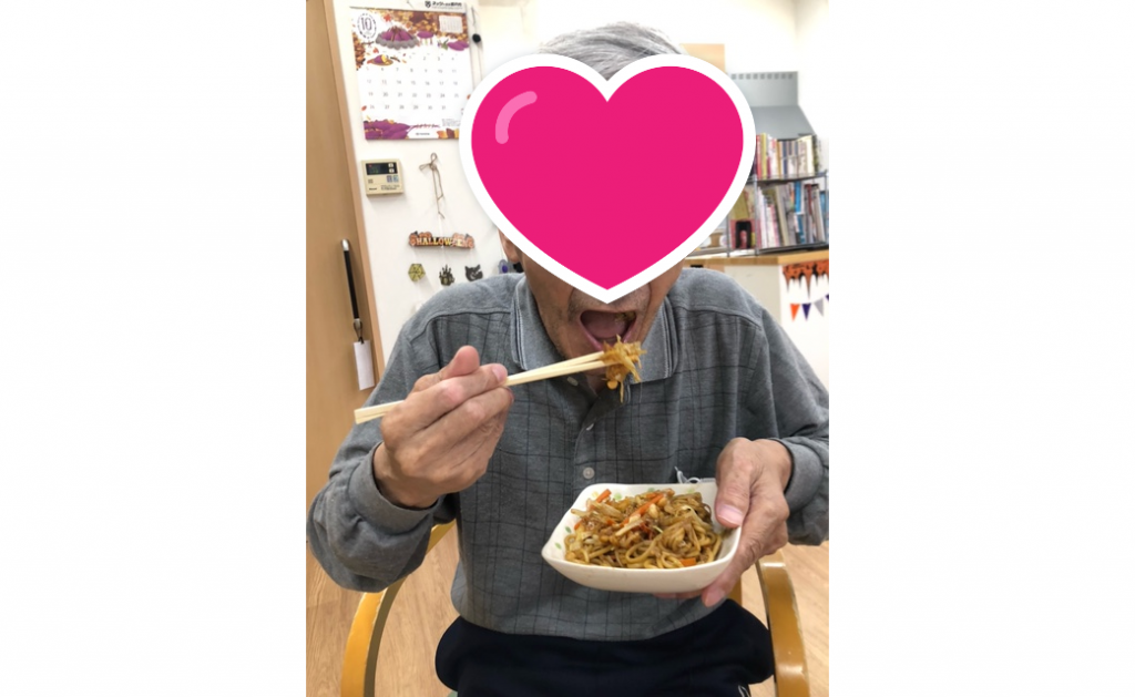 食欲がとまららｒｒ…🥢
